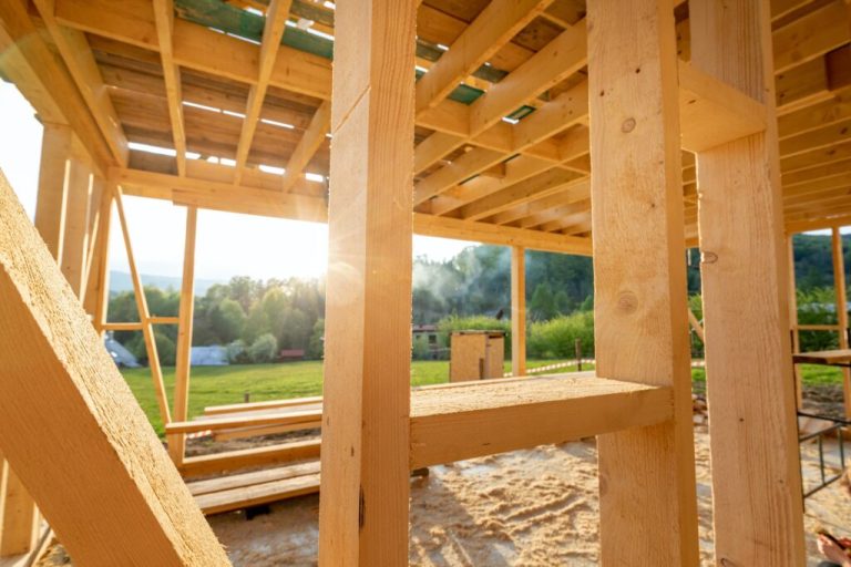 Quels sont les délais de construction d'une maison à ossature bois ?